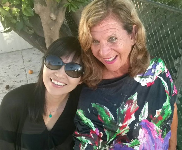 keiko-matsui-sheryl-aronson-arting-around-selfie