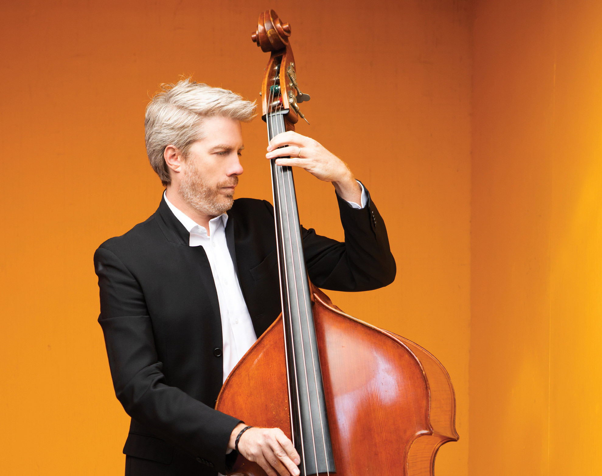 Kyle-Eastwood-Virtuoso-Bass-Photo-by-Ash-Gupta-838MG-FTPR