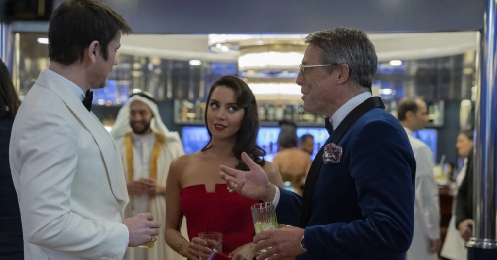 Josh Hatnett, Aubrey Plaza, and Hugh Grant in Operation Fortune: Ruse de guerre