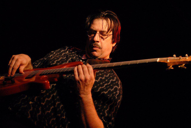 Jeff Berlin (Wikimedia Commons)